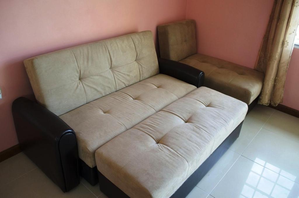 Piarco Village Suites Екстер'єр фото