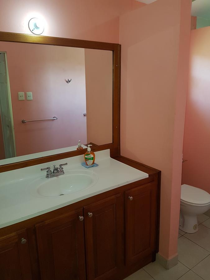 Piarco Village Suites Екстер'єр фото